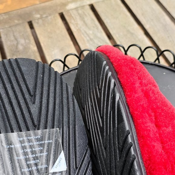 UGG Slides Samba Red Mens M FLUFF YOU Indoor Outdoor Slippers Sandals 12 USA 45 - Picture 5 of 14